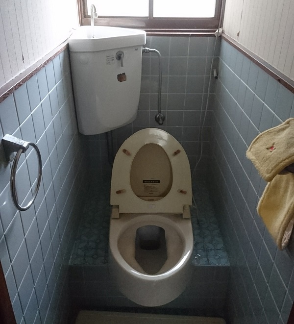 エイキでトイレの解体をしました！ 【富山で解体するなら】お家のこわし屋さん｜有限会社エイキ
