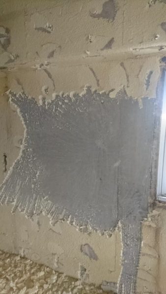 富山市のマンションをスケルトン解体工事7
