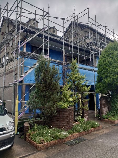 解体工事の養生シートと足場の役割（富山市の住宅）10