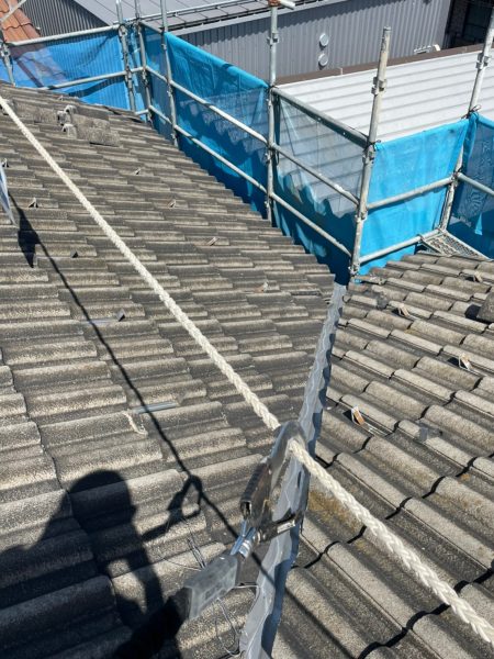 解体工事の養生シートと足場の役割（富山市の住宅）4