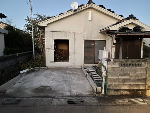 富山市の解体工事ー屋内の解体を終え躯体になった姿