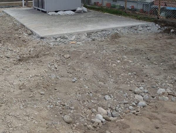 富山県の株式会社エイキ　斫り工事