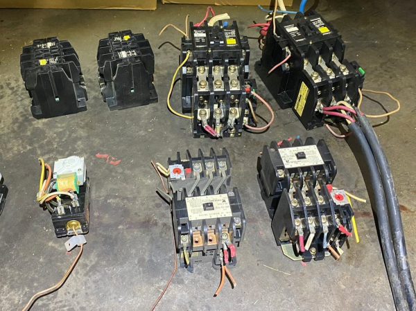 富山県の株式会社エイキ　業務用エアコンコンプレッサーのアスベスト除去